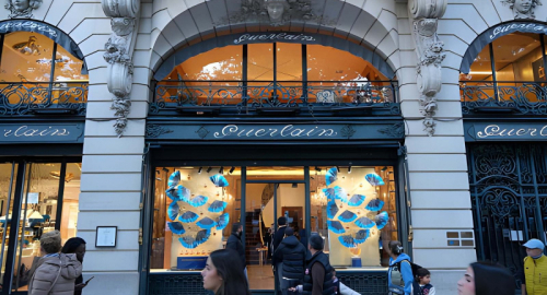 Guerlain reinventa L�Heure Bleue: l�icona del 1912 entra nel presente